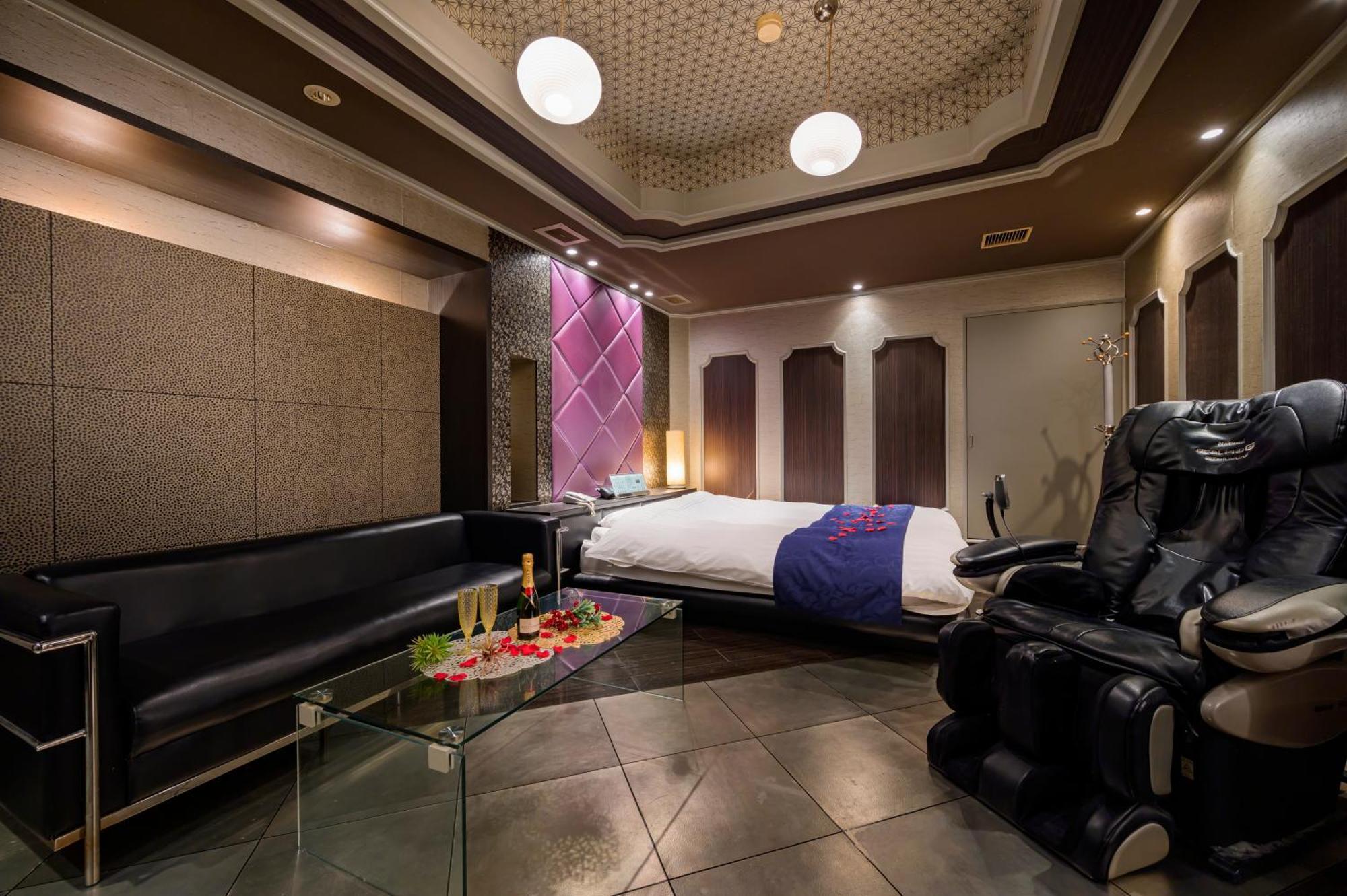 Hotel Mobilia (Adults Only) Tsurugashima Экстерьер фото